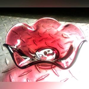 Purple Amethyst VTG hand blown ashtray / Candy Dish.